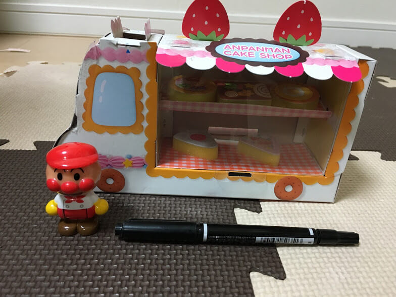 アンパンマンふわふわケーキやさ